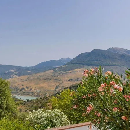 빌라 Ruralidays Villa Huerta Lagarin, Ronda